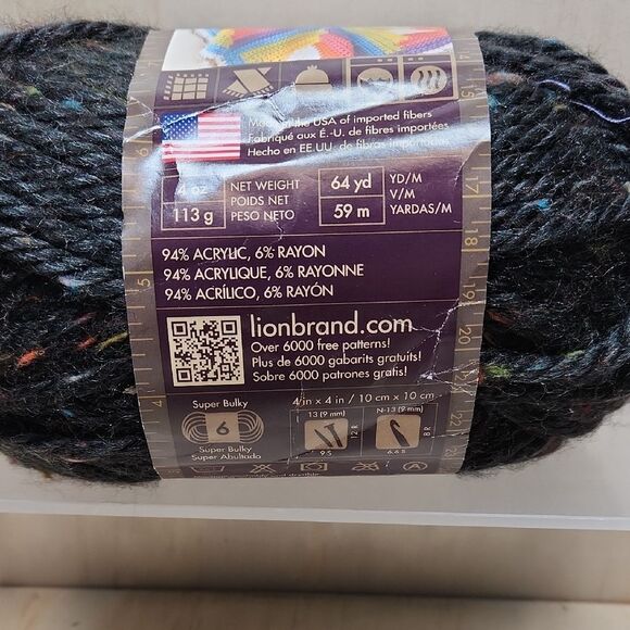Lion Brand Yarns Hometown USA Black Multi-Color Cambridge Tween #303 Acrylic 64 - Picture 4 of 4